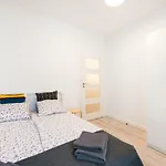 Superapart Bobrowiecka 10 - Obok Centrum Olinek Warschau