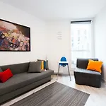 Superapart Bobrowiecka 10 - Obok Centrum Olinek Apartment Warsaw
