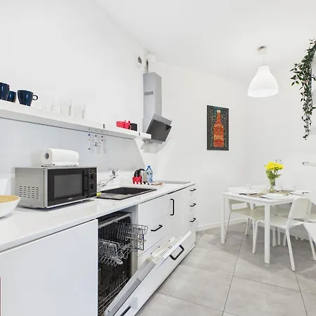 Apartment Superapart Bobrowiecka 10 - Obok Centrum Olinek *