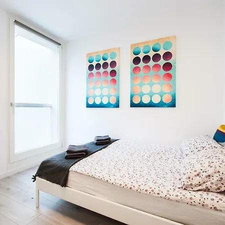 Superapart Bobrowiecka 10 - Obok Centrum Olinek Daire Varşova